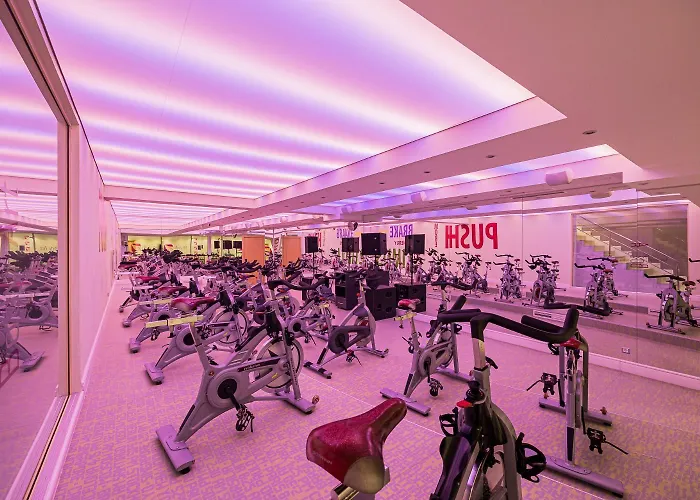 Rin Grand Fantasy شقة بوخارست